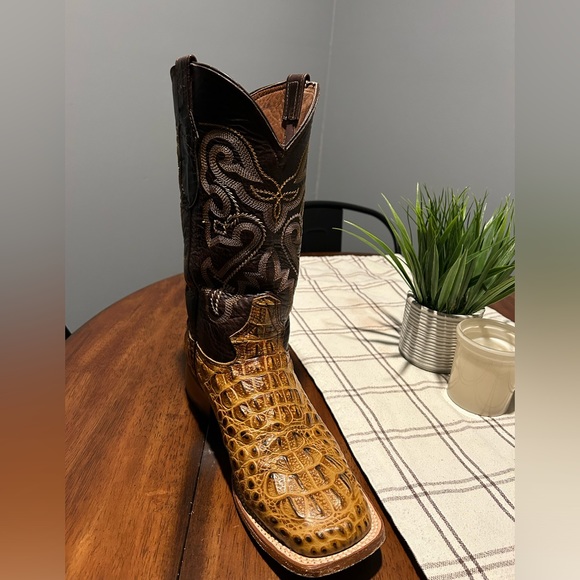 Authentic Men’s Boots